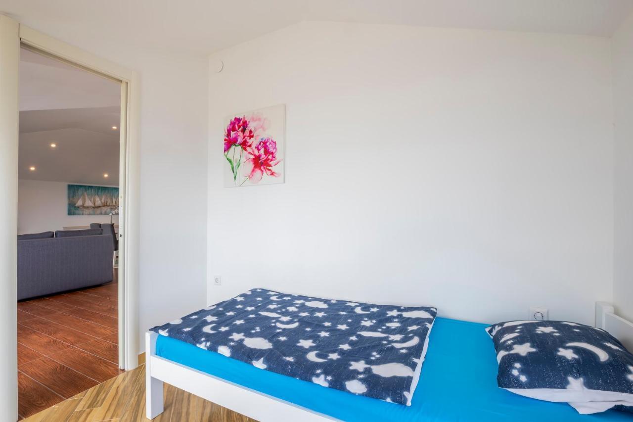 Apartment Vita Rijeka Exteriör bild